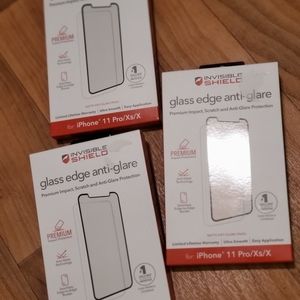 2 iPhone X/XS/11 Pro screen protectors
